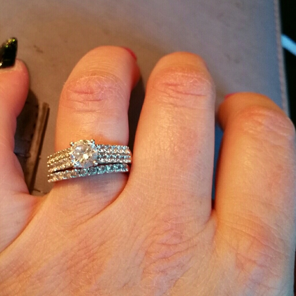 Bridal Set - Picture 2 of 3