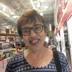 Meet your Posher, Rose