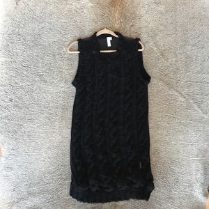 Knit Peek'a'boo dress!