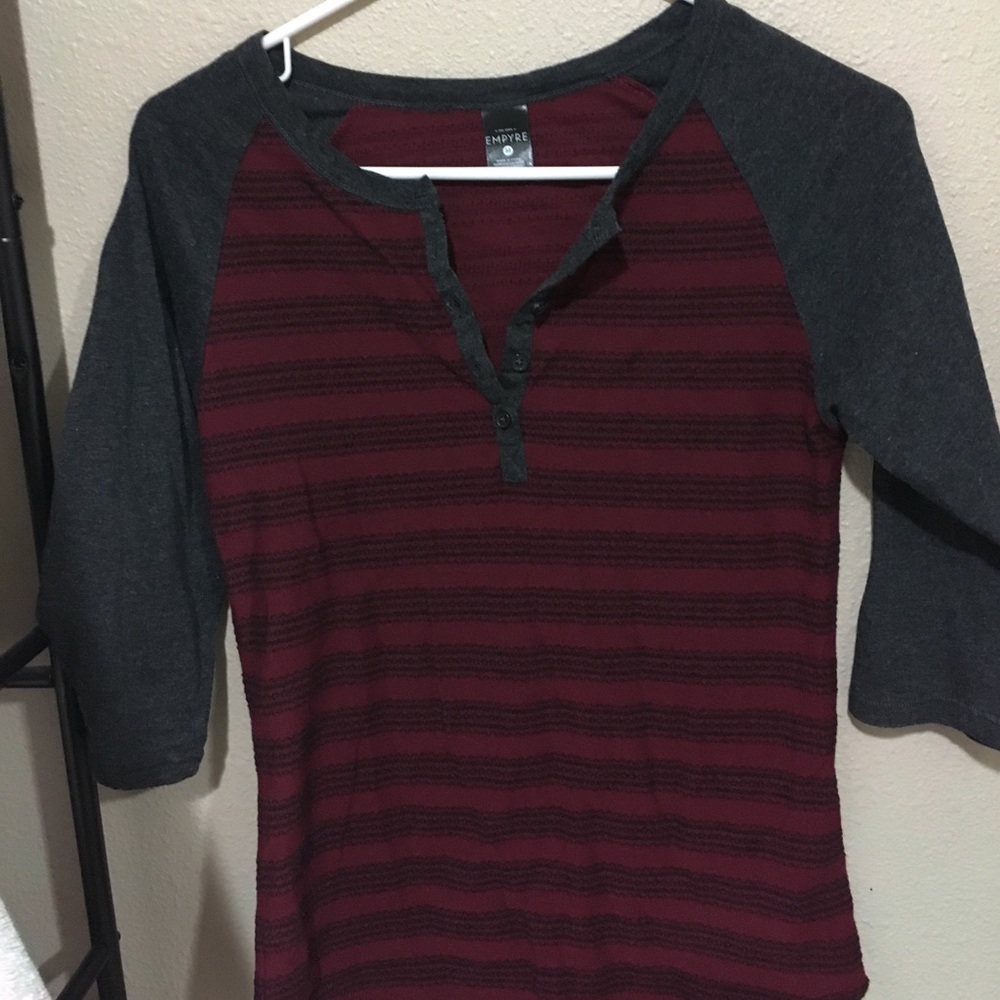 Empyre 3/4 sleeve