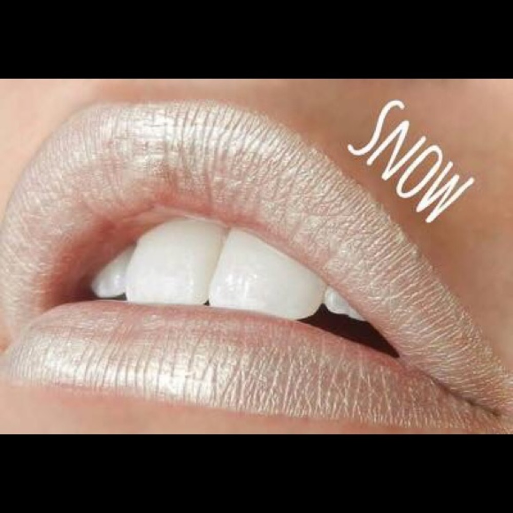 BNWT LipSense Snow Lip Color
