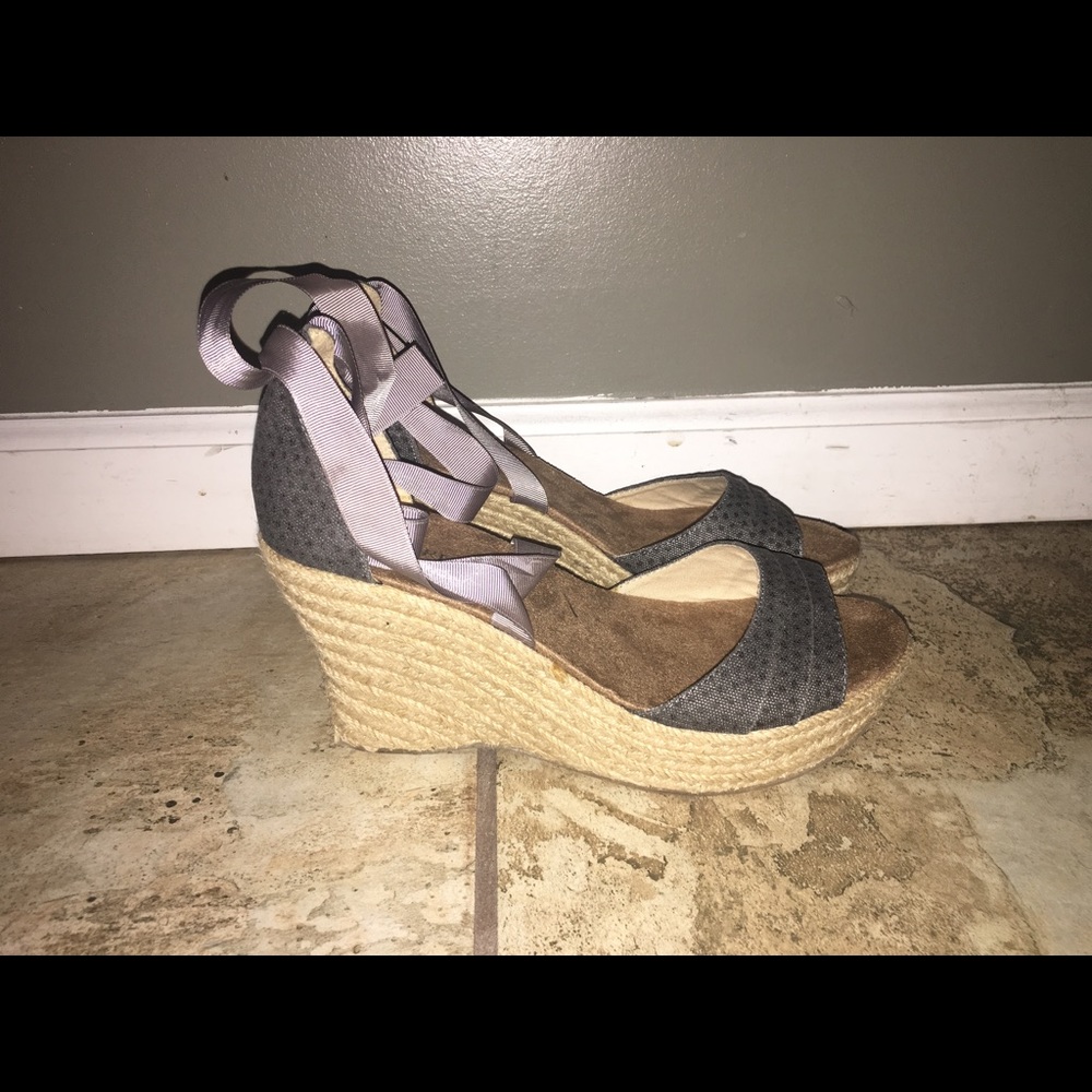 Bear paw lace up wedges