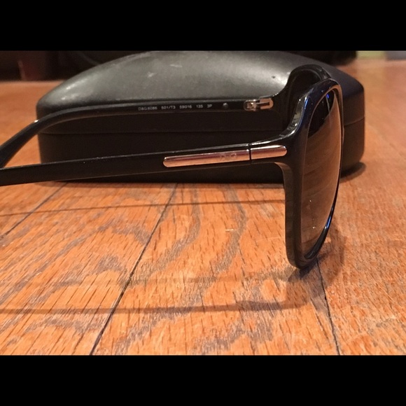 Dolce & Gabbana 8086 Sunglass ?