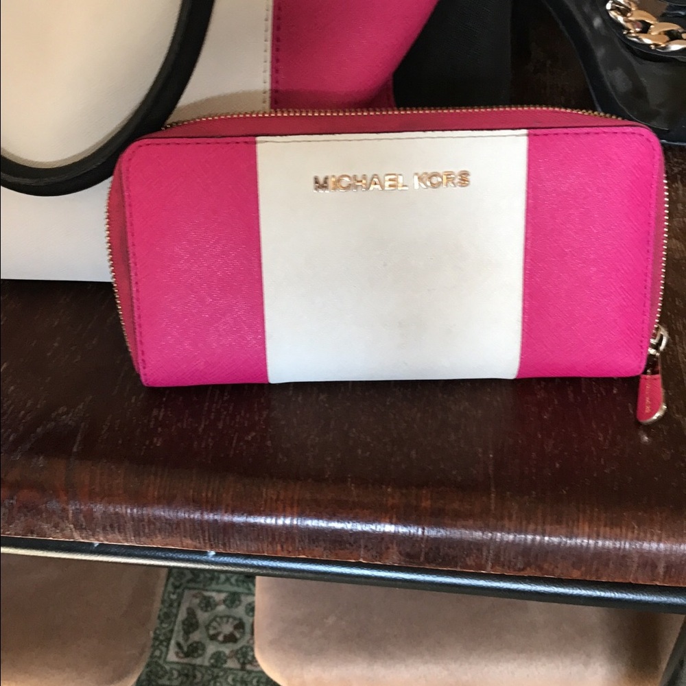 Michael Kors purse and wallet