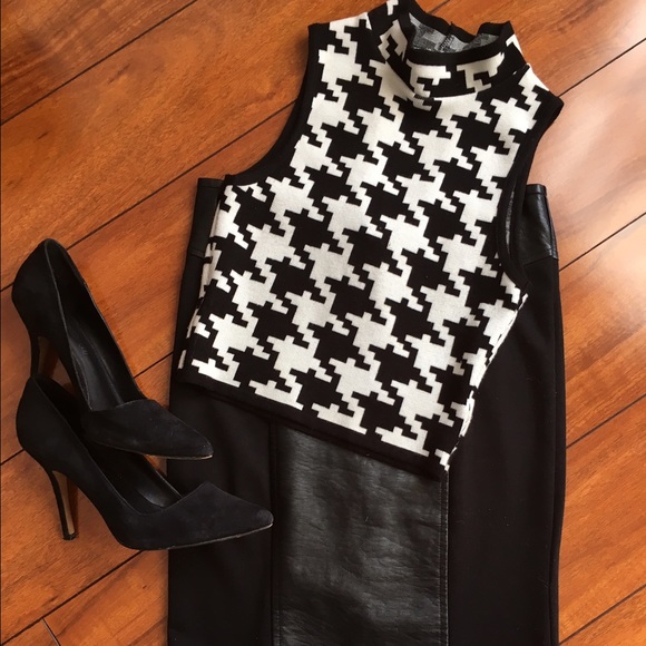 Houndstooth Sweater Crop Top - Picture 1 of 2