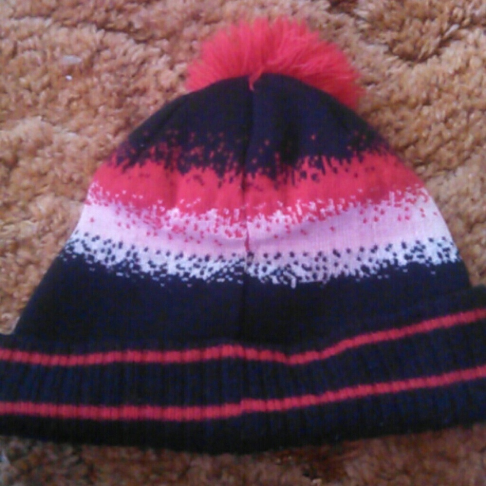 Bulls Hat - Picture 2 of 3