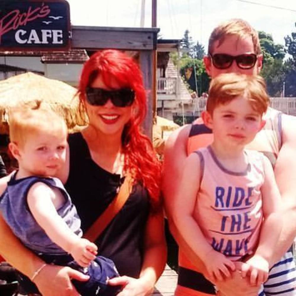 Meet your Posher, Kendra