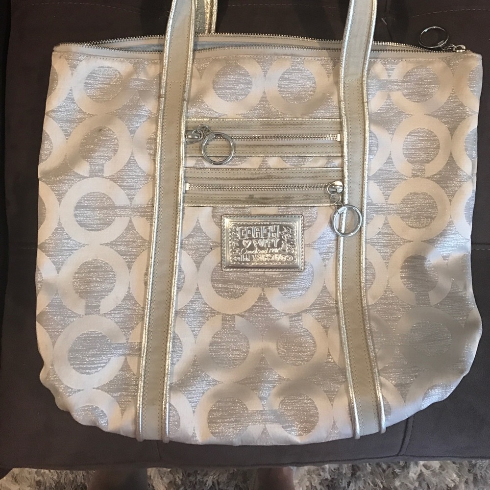 Coach Poppy Tote