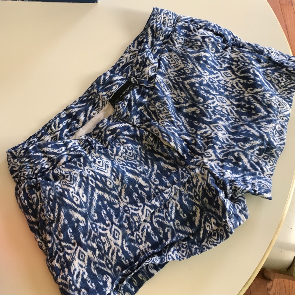 Cynthia Rowley shorts - Picture 2 of 2