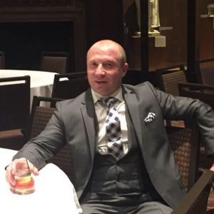 Meet your Posher, Gary