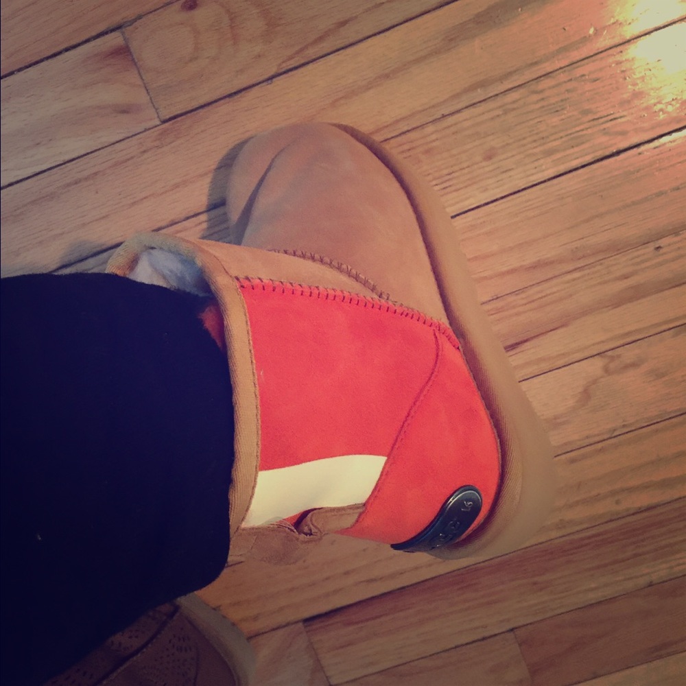 UGG colorblock with original box