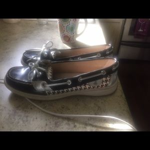Sperry top-sliders