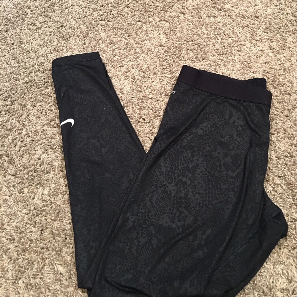 Womens nike pro leggings