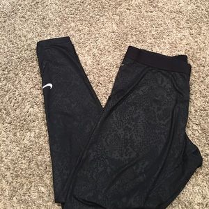 Womens nike pro leggings