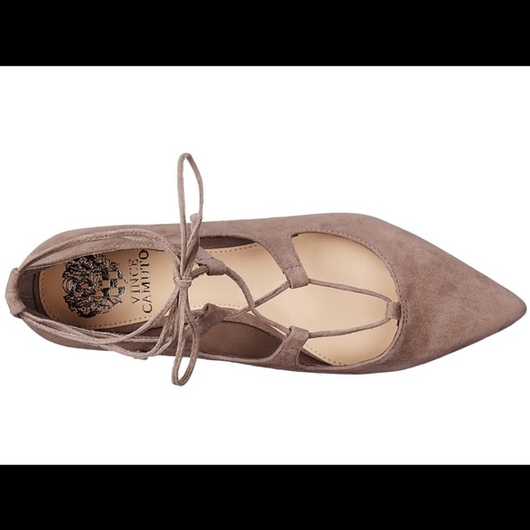 Vince Camuto Emmari Flats - Picture 2 of 4