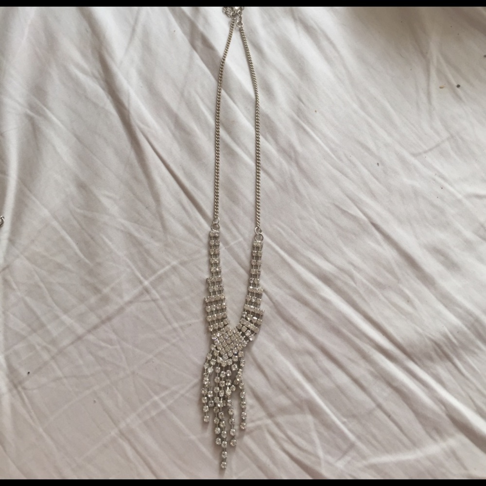 AKIRA Crystal Necklace - Silver