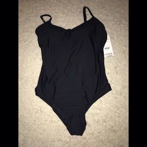 🆕 Catalina Women's One Piece (Black)