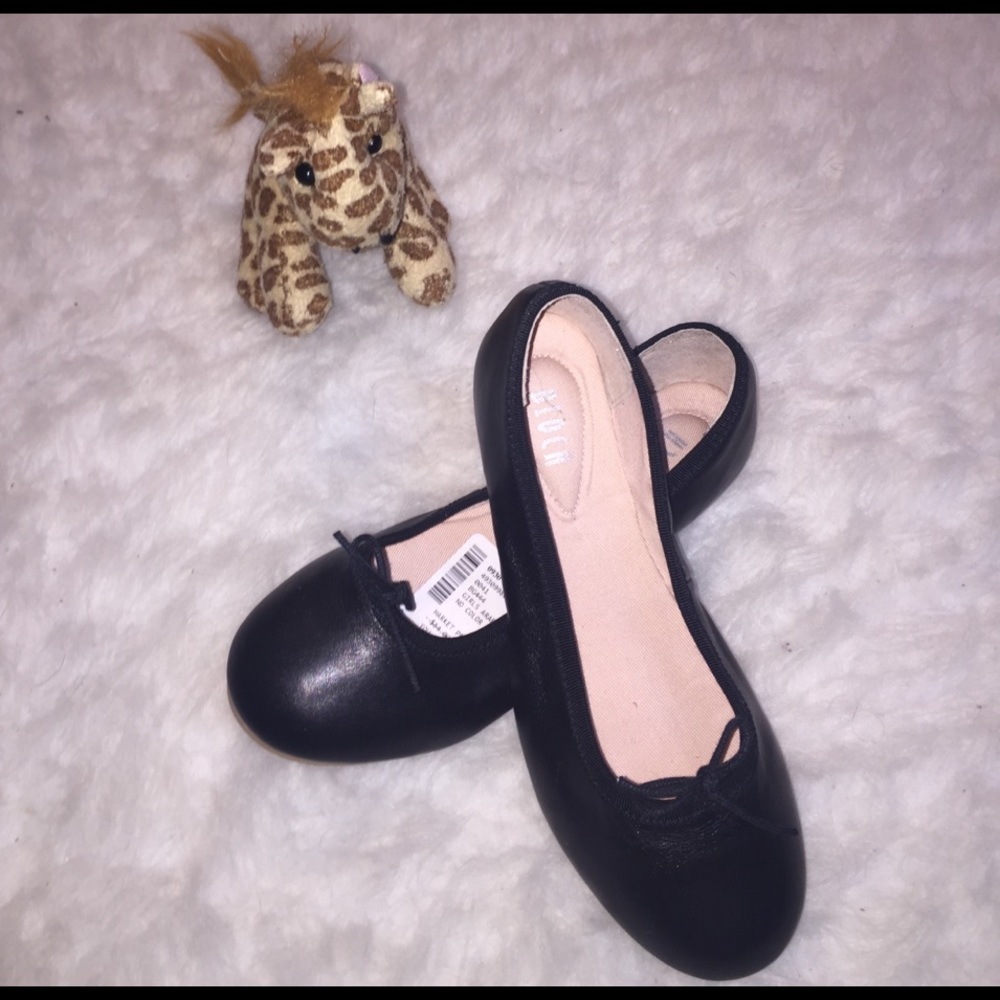NWT Bloch ballet shoes