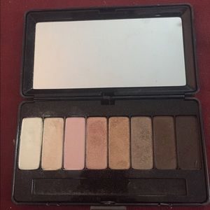 saint- kat von D eyeshadow