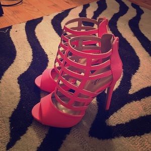 Qupid CB54 Open-toe Caged Platform Stiletto Sandal