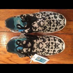 Native shoes- Apollo Moc- size 7.5- camo