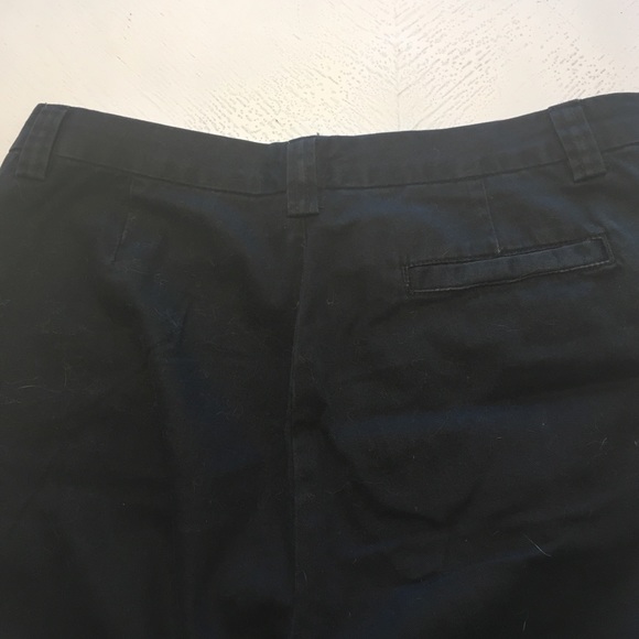 Old Navy Black Cotton Capris - Picture 4 of 6