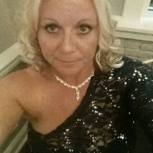 Meet your Posher, Corey