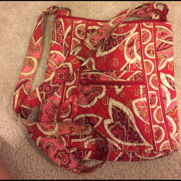 Vera Bradley cross body - Picture 1 of 2