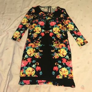 Crew neck multi color floral black dress
