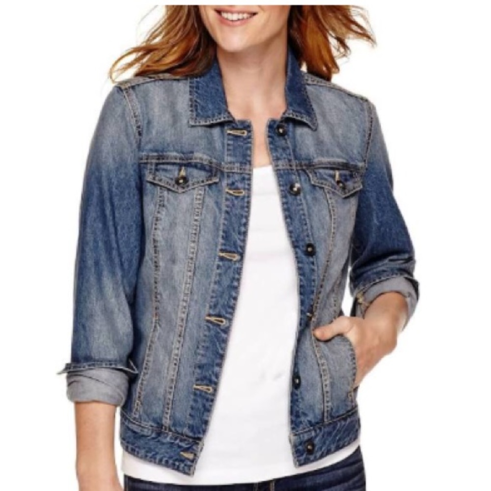 Faded Denim Jacket 🌼