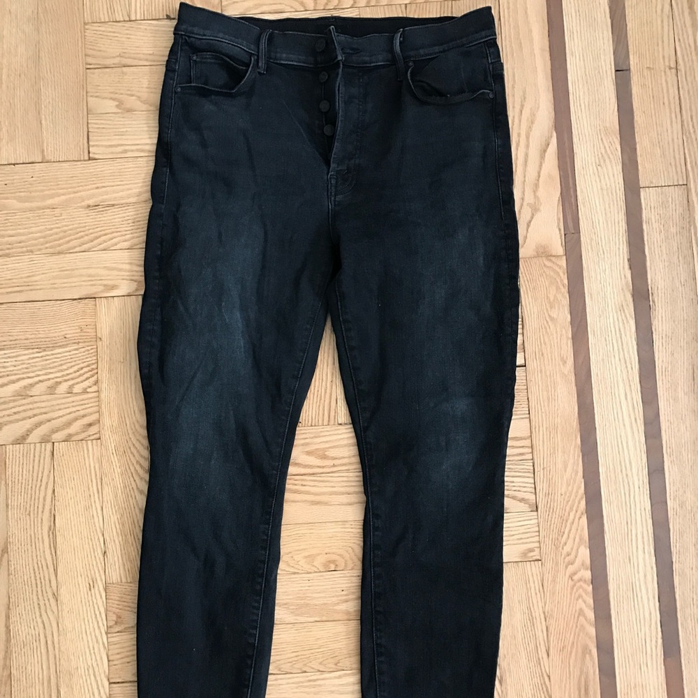 Mother Denim Stunner Crop in Blackbird