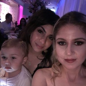 Meet your Posher, Marian