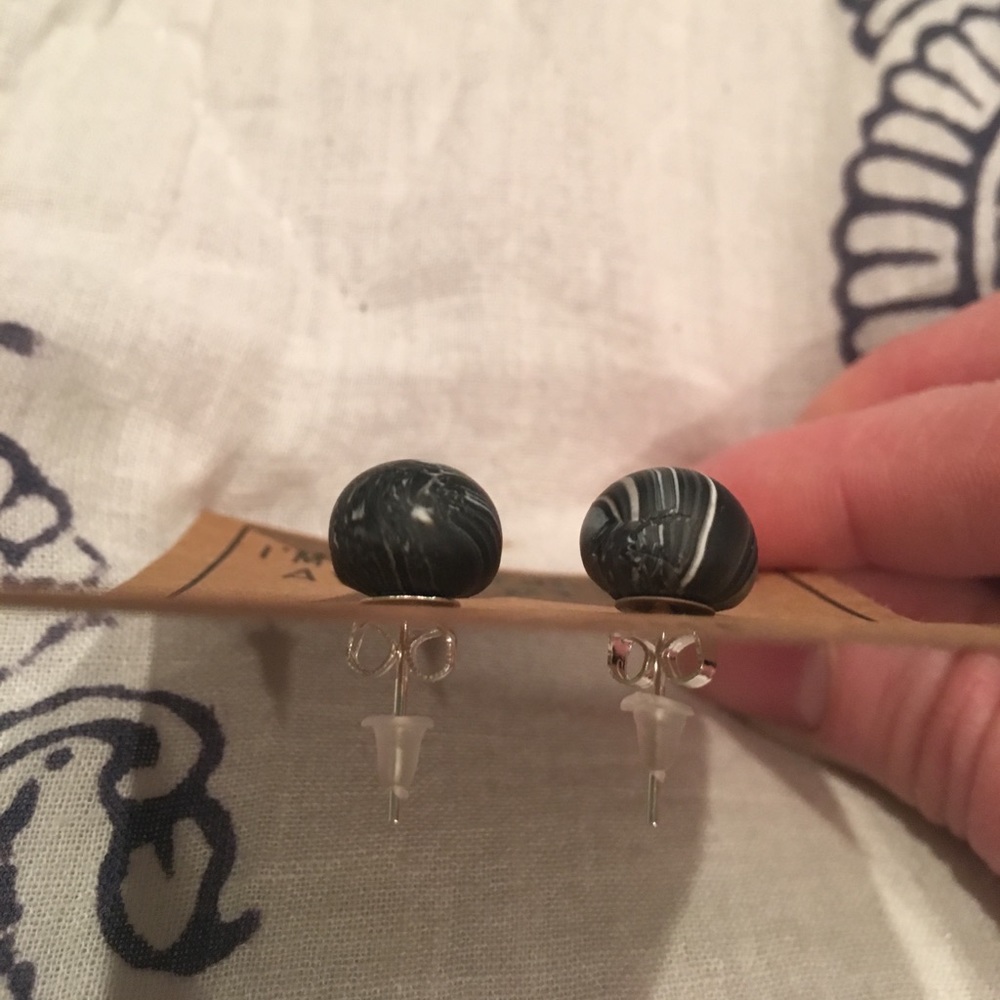 🎆 SALE! Hamilton-inspired "Shot" Earrings - Picture 2 of 4