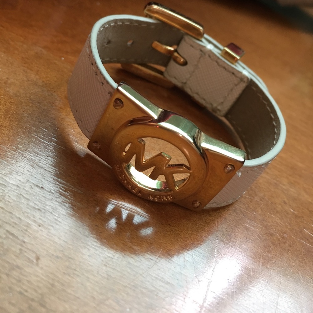 Michael Kors white saffiano leather bracelet