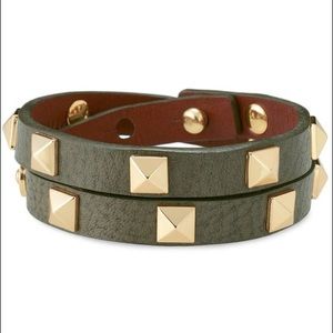 Stella & Dot Leather Pyramid Wrap