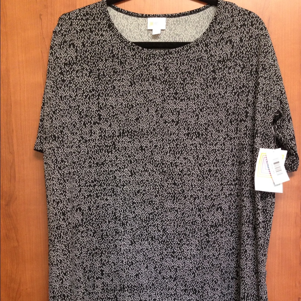 LuLaRoe Irma tunic NWT