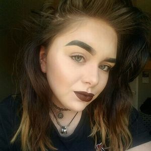 Meet your Posher, Bailey