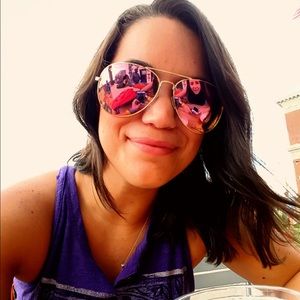 Meet your Posher, Kelly