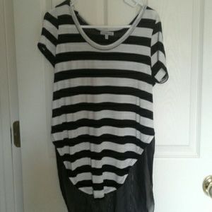 Black/white striped top