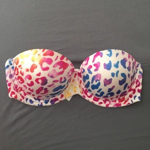 VS PINK strapless push up bra- will be donated
