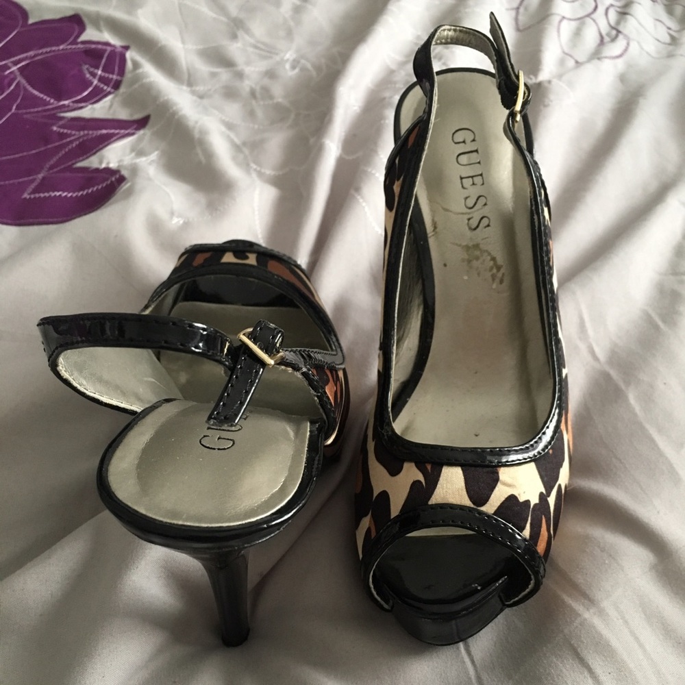 Leopard print Guess heels