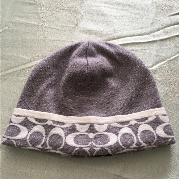 Coach winter hat - Picture 1 of 1