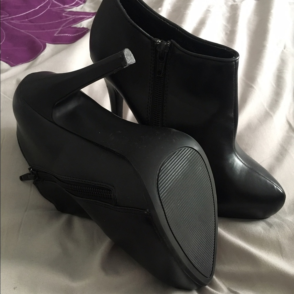 Black Booties - image 3