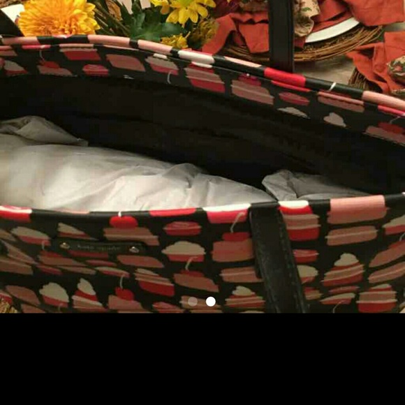 Kate Spade "cup cake" tote - Picture 3 of 4