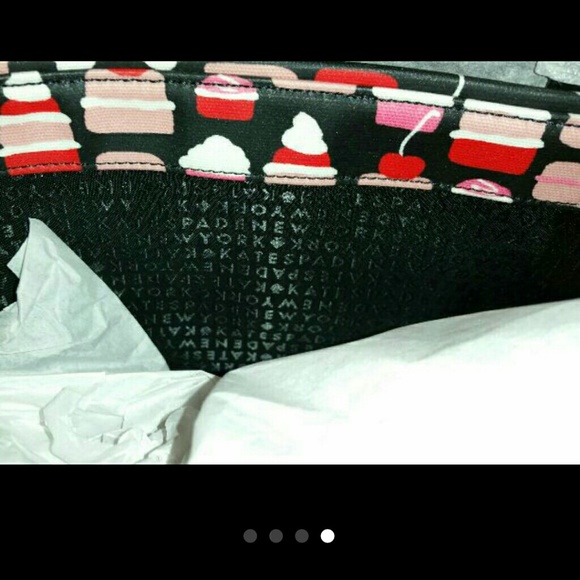Kate Spade "cup cake" tote - Picture 4 of 4