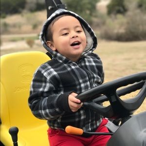 Meet your Posher, Yunita