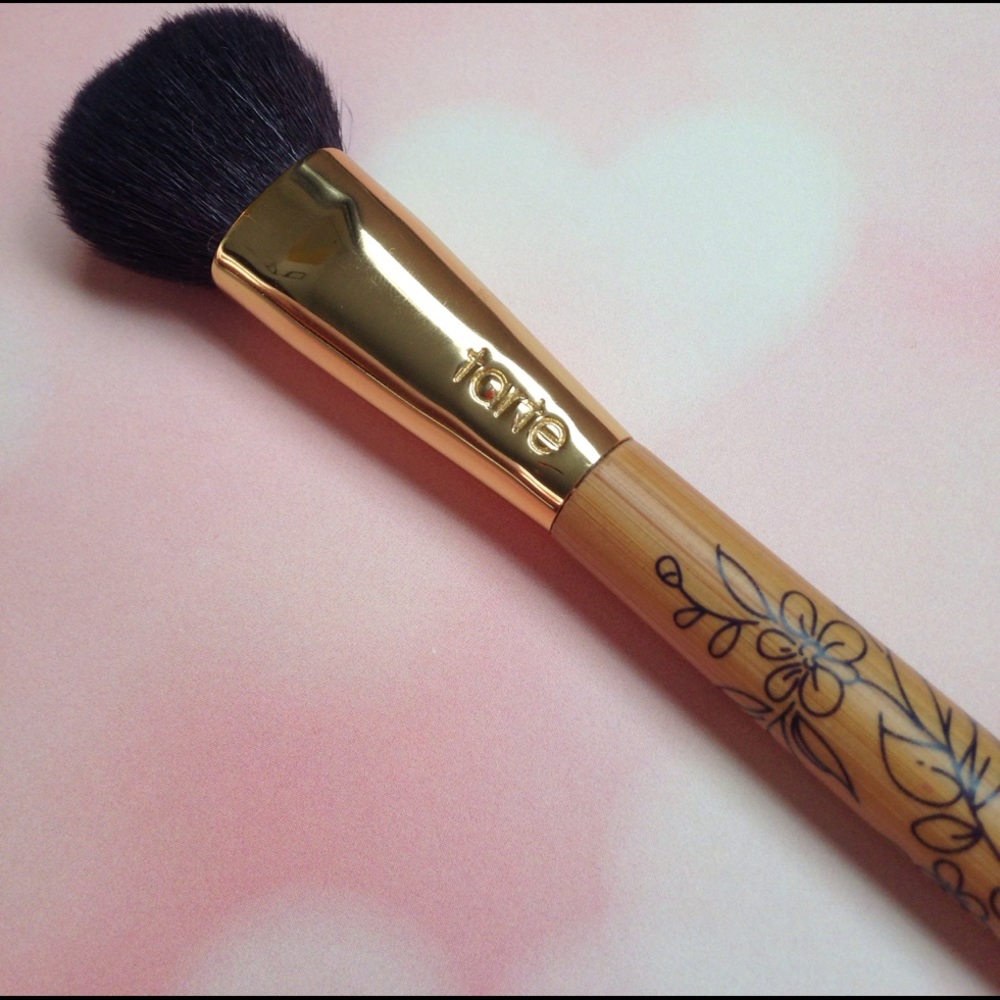Tarte makeup brush