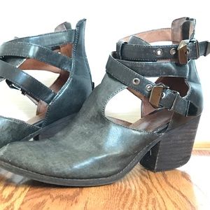 Jeffrey Campbell Everly Booties