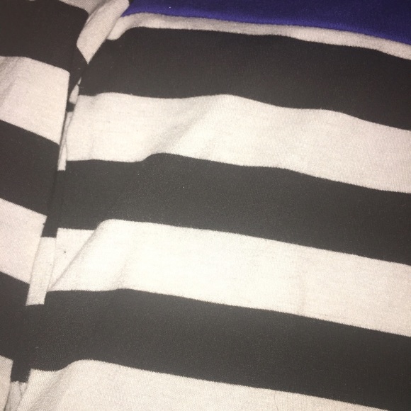 Color-block Shirt🖤💙 - Picture 2 of 3