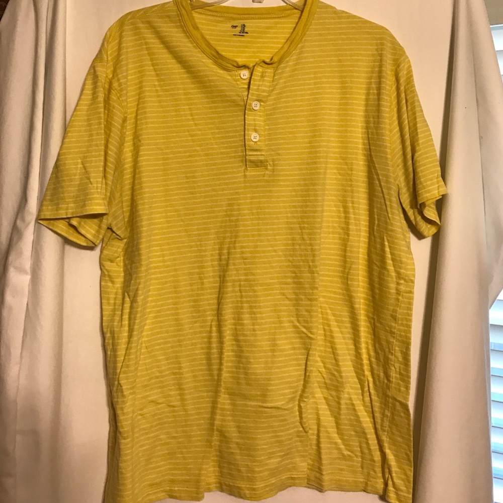 🌀FREE WITH $50 PURCHASE🌀 GAP Men's T-Shirt